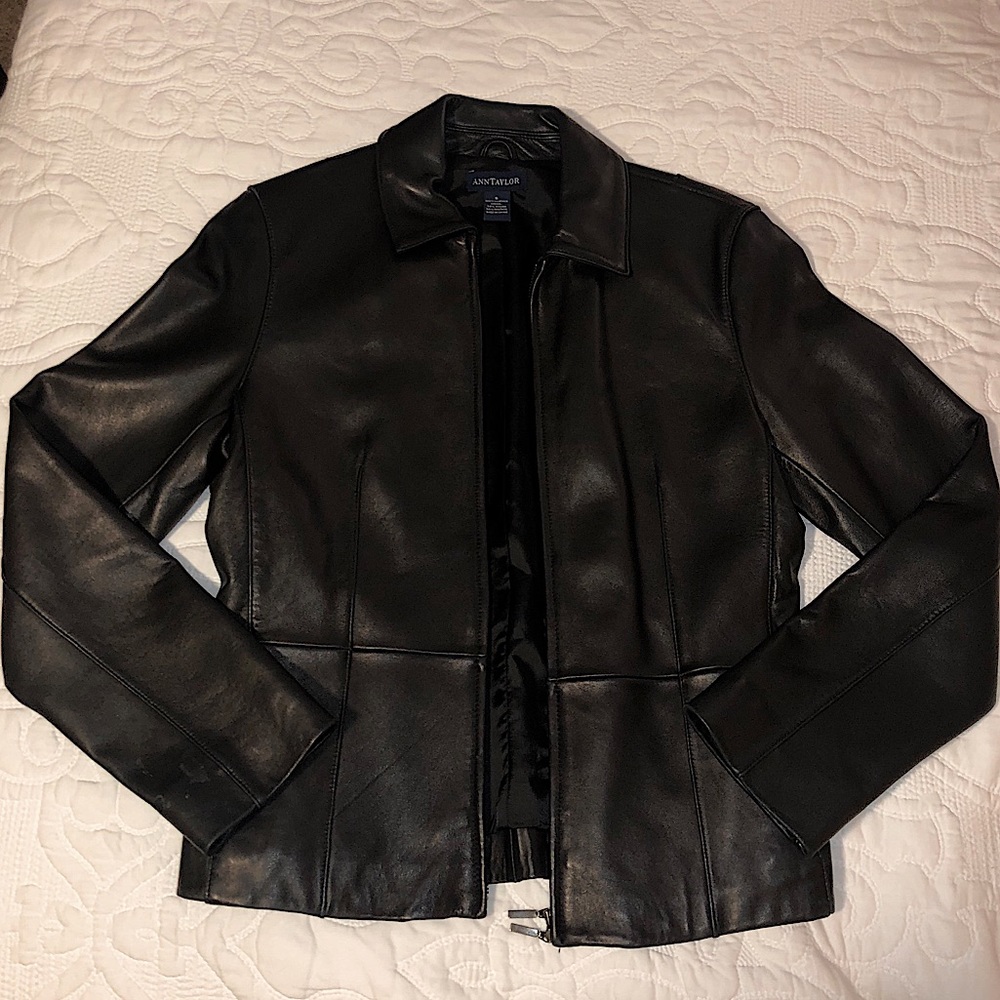 Ann Taylor Black Leather Women’s Small